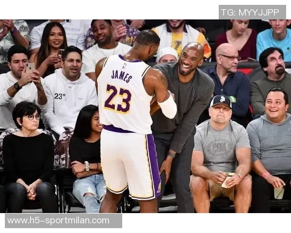 霍华德回忆科比去世时湖人队飞机上的悲痛瞬间