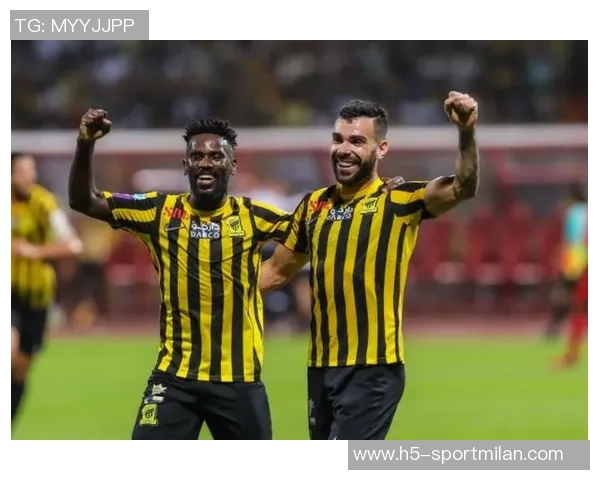 吉达联合快速反击先失一球本泽马第15分钟精彩破门助队反击 吉达联合快速反击先失一球本泽马第15分钟精彩破门助队反击